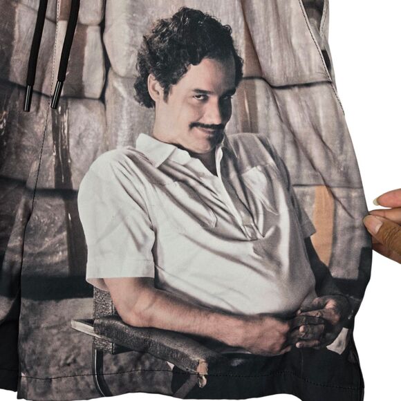 Shoe Palace Narcos El Patron Pablo Escobar Shorts Size XL - Picture 2 of 8